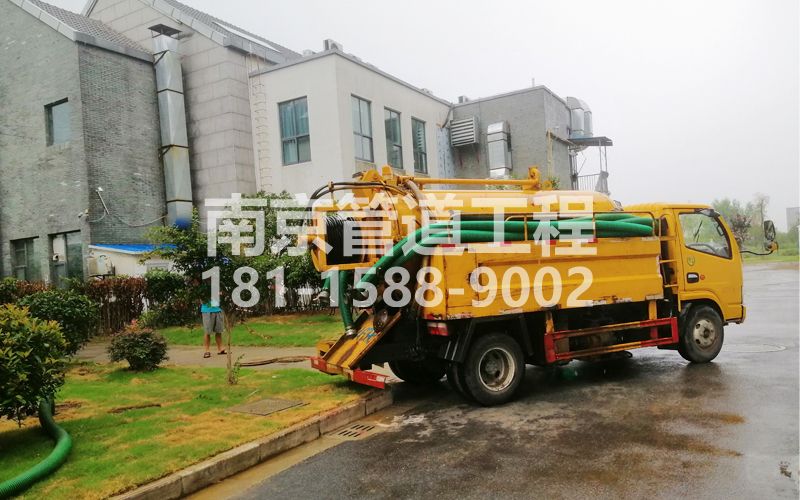 246程桥小区化粪池清理